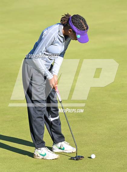 Thumbnail 2 in AIA Division I Championship photogallery.