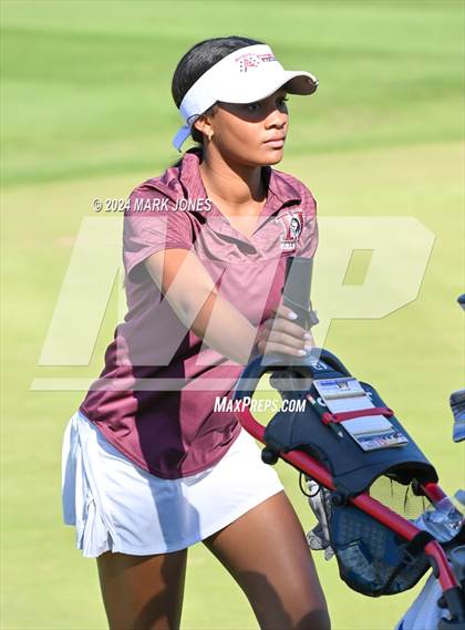 Thumbnail 3 in AIA Division I Championship photogallery.