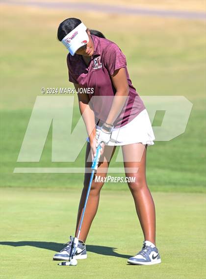 Thumbnail 1 in AIA Division I Championship photogallery.