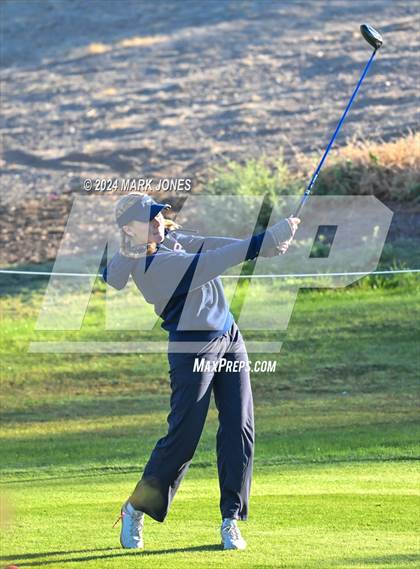 Thumbnail 1 in AIA Division I Championship photogallery.