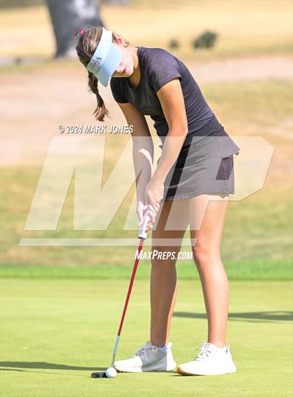 Thumbnail 2 in AIA Division I Championship photogallery.