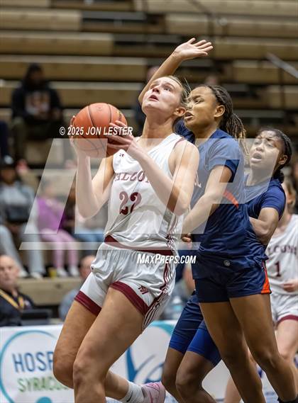Thumbnail 2 in Liverpool vs. Albertus Magnus (NYSPHSAA Class AAA State Final) photogallery.