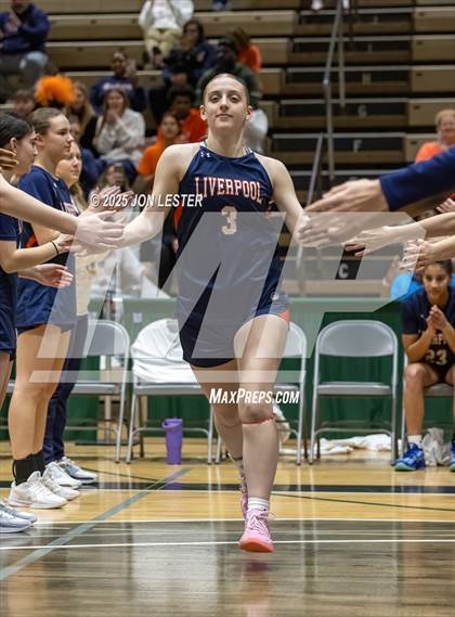 Thumbnail 2 in Liverpool vs. Albertus Magnus (NYSPHSAA Class AAA State Final) photogallery.