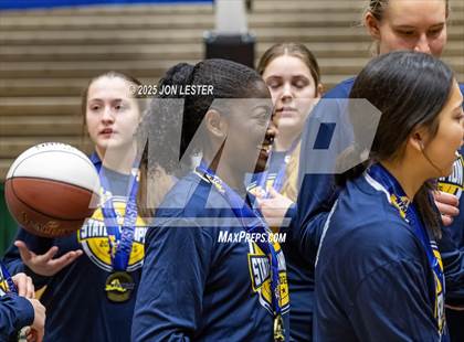 Thumbnail 3 in Liverpool vs. Albertus Magnus (NYSPHSAA Class AAA State Final) photogallery.