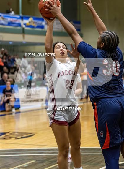 Thumbnail 3 in Liverpool vs. Albertus Magnus (NYSPHSAA Class AAA State Final) photogallery.