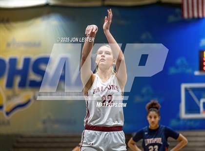 Thumbnail 3 in Liverpool vs. Albertus Magnus (NYSPHSAA Class AAA State Final) photogallery.