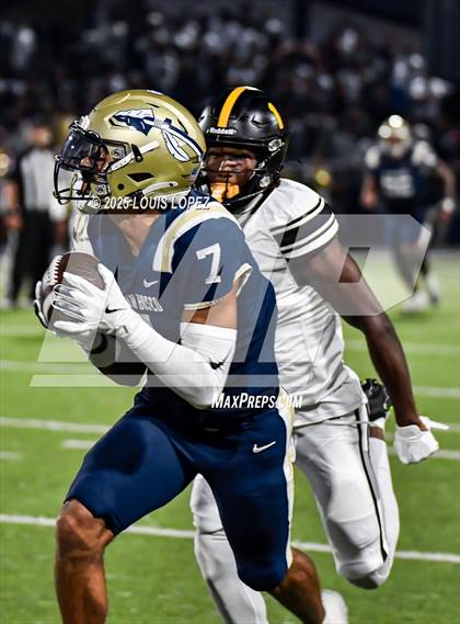 Thumbnail 2 in St. Frances Academy @ St. John Bosco (MaxPreps Game of the Week) photogallery.