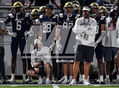 Thumbnail 3 in St. Frances Academy @ St. John Bosco (MaxPreps Game of the Week) photogallery.