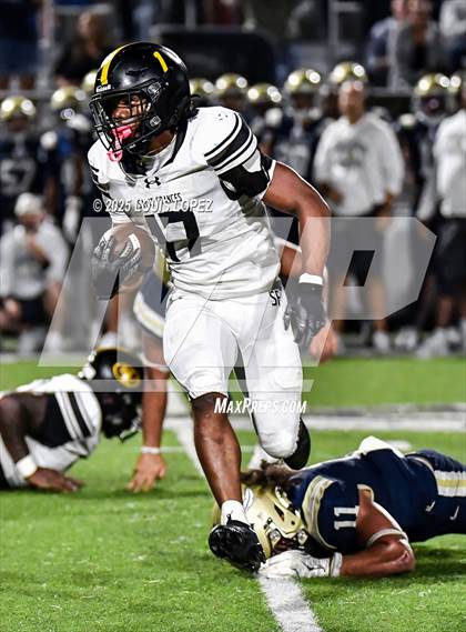 Thumbnail 3 in St. Frances Academy @ St. John Bosco (MaxPreps Game of the Week) photogallery.
