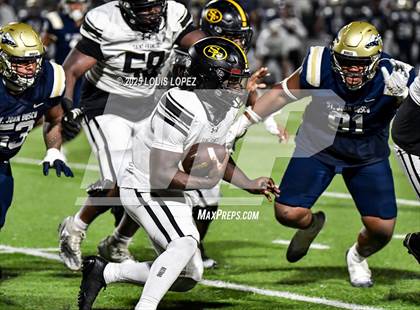 Thumbnail 1 in St. Frances Academy @ St. John Bosco (MaxPreps Game of the Week) photogallery.