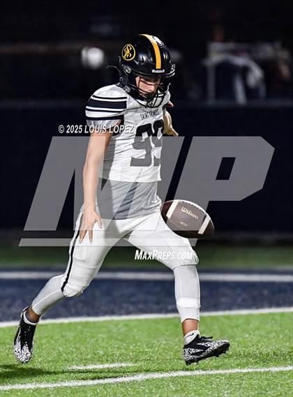 Thumbnail 2 in St. Frances Academy @ St. John Bosco (MaxPreps Game of the Week) photogallery.