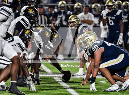 Thumbnail 2 in St. Frances Academy @ St. John Bosco (MaxPreps Game of the Week) photogallery.