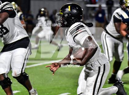 Thumbnail 3 in St. Frances Academy @ St. John Bosco (MaxPreps Game of the Week) photogallery.