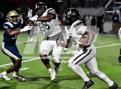 Thumbnail 1 in St. Frances Academy @ St. John Bosco (MaxPreps Game of the Week) photogallery.