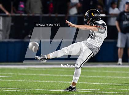 Thumbnail 3 in St. Frances Academy @ St. John Bosco (MaxPreps Game of the Week) photogallery.