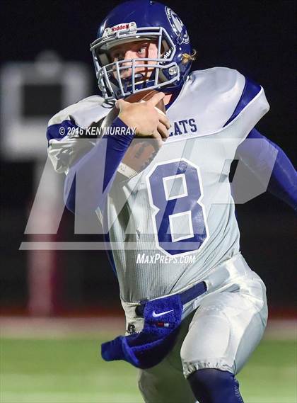 Thumbnail 3 in Tomball Memorial vs Magnolia photogallery.