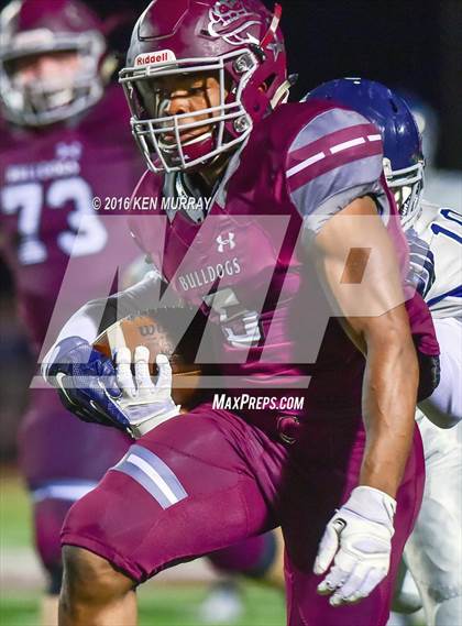 Thumbnail 2 in Tomball Memorial vs Magnolia photogallery.