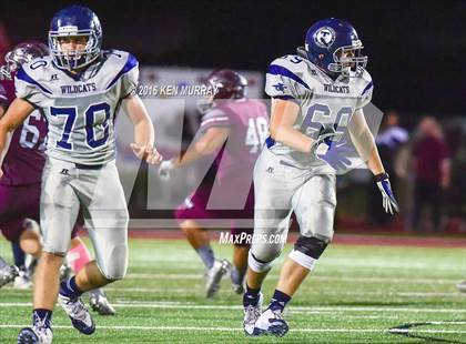 Thumbnail 2 in Tomball Memorial vs Magnolia photogallery.