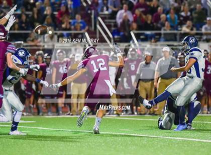 Thumbnail 2 in Tomball Memorial vs Magnolia photogallery.