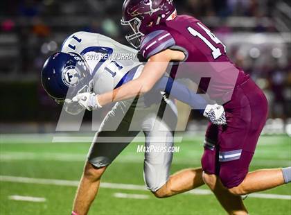 Thumbnail 3 in Tomball Memorial vs Magnolia photogallery.