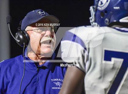 Thumbnail 1 in Tomball Memorial vs Magnolia photogallery.