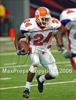 Thumbnail 2 in Warner Robins vs Parkview (Kickoff Classic) photogallery.