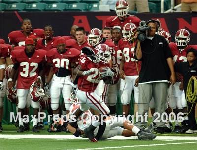 Thumbnail 3 in Warner Robins vs Parkview (Kickoff Classic) photogallery.