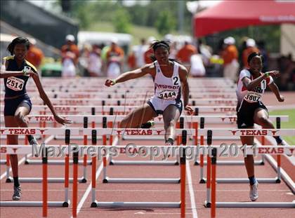 Thumbnail 2 in 84th Clyde Littlefield Texas Relays  photogallery.