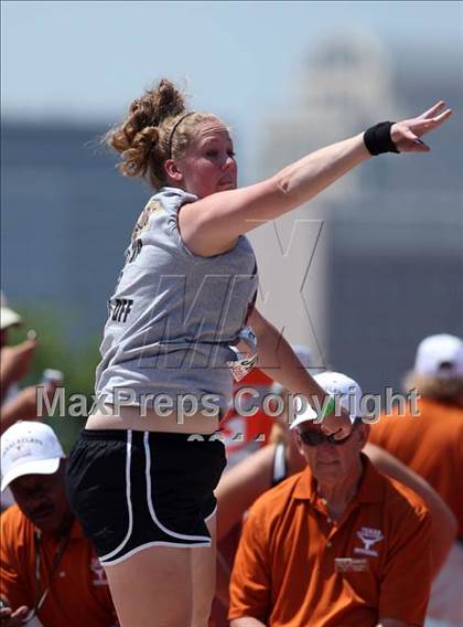 Thumbnail 2 in 84th Clyde Littlefield Texas Relays  photogallery.