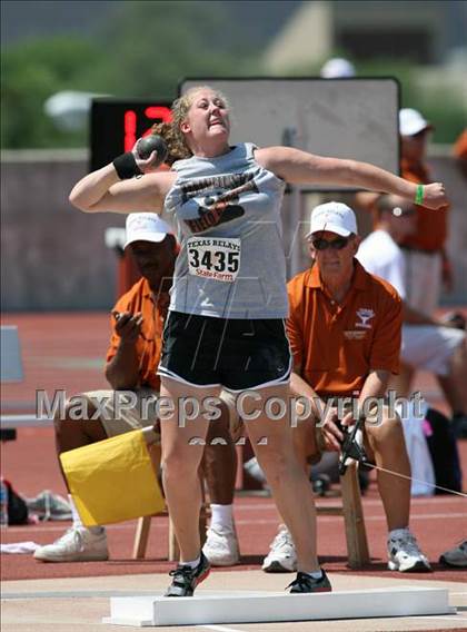 Thumbnail 2 in 84th Clyde Littlefield Texas Relays  photogallery.