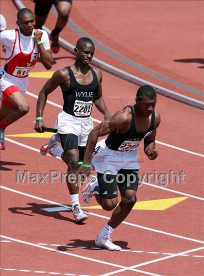 Thumbnail 1 in 84th Clyde Littlefield Texas Relays  photogallery.
