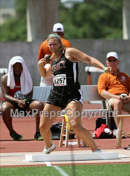 Thumbnail 1 in 84th Clyde Littlefield Texas Relays  photogallery.