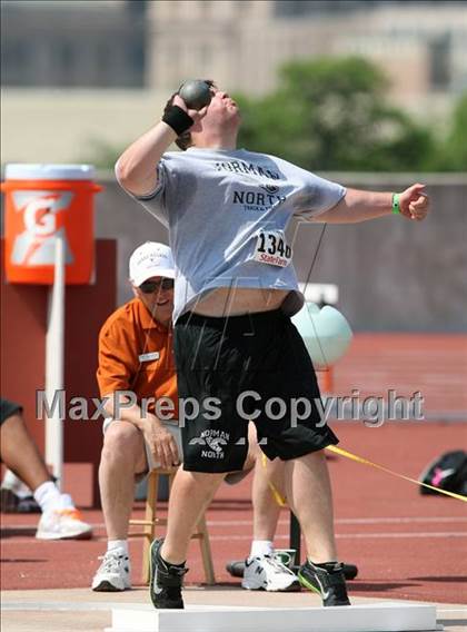Thumbnail 3 in 84th Clyde Littlefield Texas Relays  photogallery.