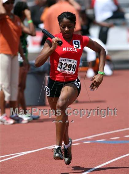 Thumbnail 1 in 84th Clyde Littlefield Texas Relays  photogallery.