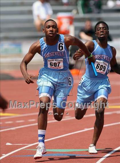 Thumbnail 3 in 84th Clyde Littlefield Texas Relays  photogallery.