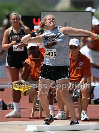 Thumbnail 3 in 84th Clyde Littlefield Texas Relays  photogallery.