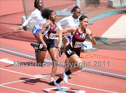Thumbnail 3 in 84th Clyde Littlefield Texas Relays  photogallery.