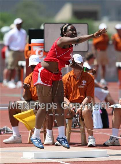 Thumbnail 2 in 84th Clyde Littlefield Texas Relays  photogallery.