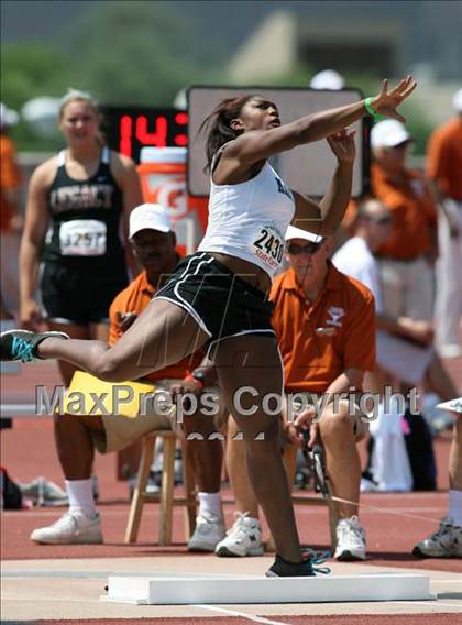 Thumbnail 2 in 84th Clyde Littlefield Texas Relays  photogallery.