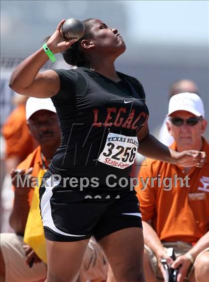 Thumbnail 3 in 84th Clyde Littlefield Texas Relays  photogallery.