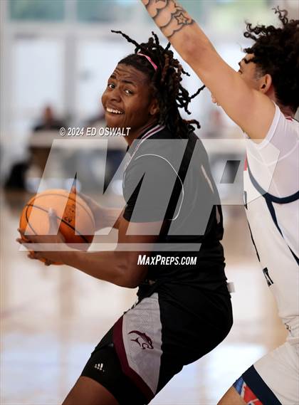 Thumbnail 1 in Weston Ranch vs. Clayton Valley Charter (NorCal Tipoff Classic) photogallery.