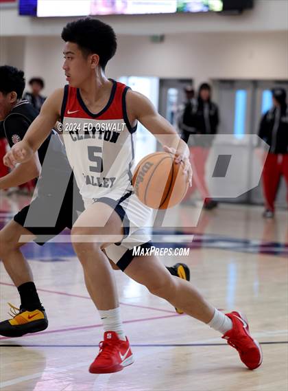 Thumbnail 2 in Weston Ranch vs. Clayton Valley Charter (NorCal Tipoff Classic) photogallery.