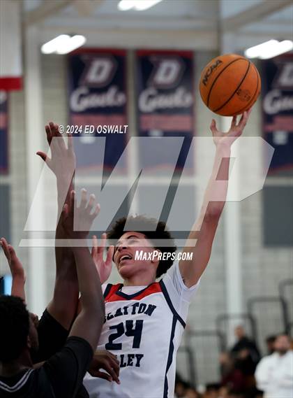 Thumbnail 1 in Weston Ranch vs. Clayton Valley Charter (NorCal Tipoff Classic) photogallery.
