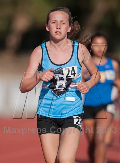 Thumbnail 2 in Don Green Invitational Girls Frosh/Soph 3200M photogallery.