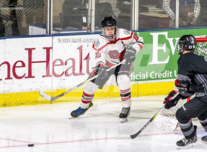 Thumbnail 3 in Camden Hills vs. Cheverus (MPA Class B State Final) photogallery.