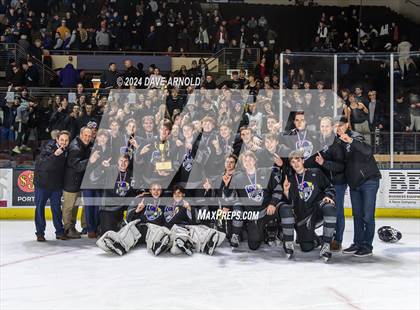 Thumbnail 1 in Camden Hills vs. Cheverus (MPA Class B State Final) photogallery.