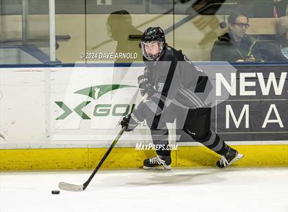 Thumbnail 3 in Camden Hills vs. Cheverus (MPA Class B State Final) photogallery.