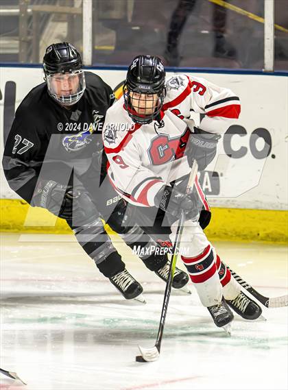 Thumbnail 3 in Camden Hills vs. Cheverus (MPA Class B State Final) photogallery.