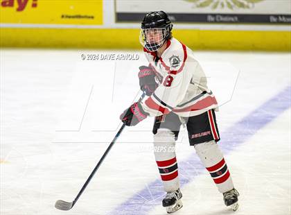 Thumbnail 3 in Camden Hills vs. Cheverus (MPA Class B State Final) photogallery.