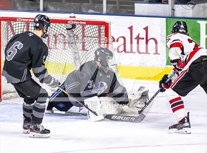 Thumbnail 3 in Camden Hills vs. Cheverus (MPA Class B State Final) photogallery.